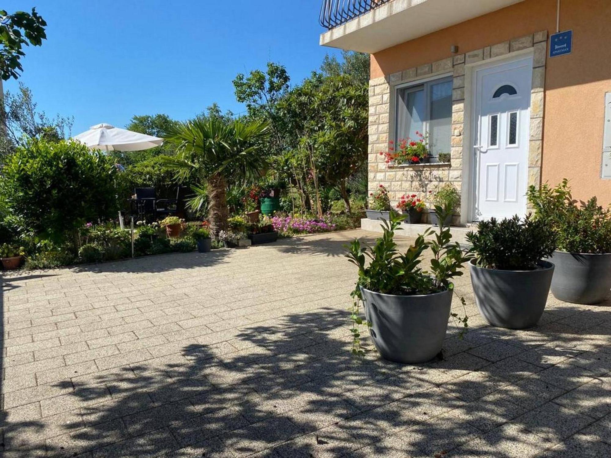 Rural Apartment Ante เดอร์นิช ภายนอก รูปภาพ